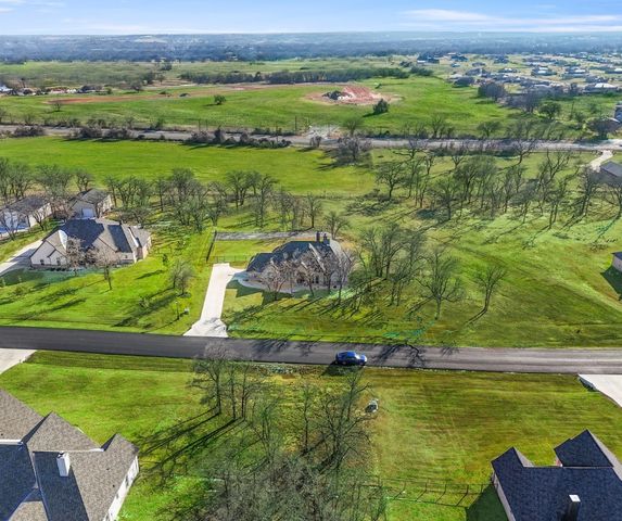 703 Winkler Way, Springtown, TX 76082