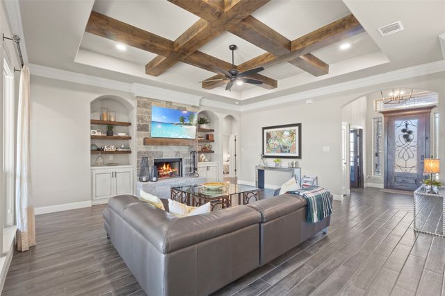 703 Winkler Way, Springtown, TX 76082