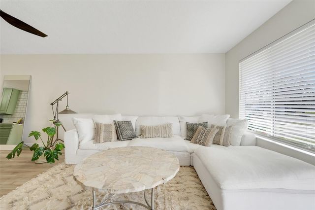 30024 TAVARES RIDGE BOULEVARD 62, Tavares, FL 32778