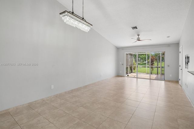 5200 W Lakes Drive, Deerfield Beach, FL 33442