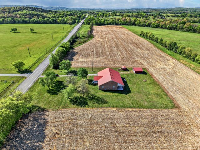 3086 Lewisburg Hwy, Petersburg, TN 37144