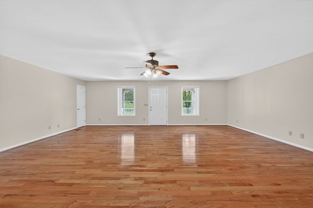 3086 Lewisburg Hwy, Petersburg, TN 37144