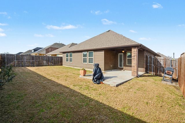 611 Saddle Club Way, Princeton, TX 75407