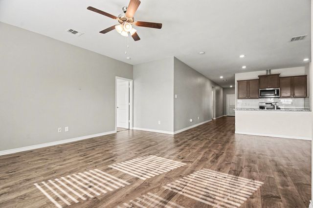 611 Saddle Club Way, Princeton, TX 75407