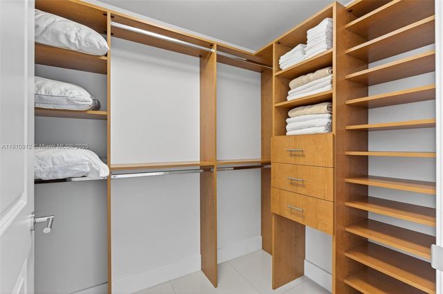 1 N Ocean Blvd 1513, Pompano Beach, FL 33062