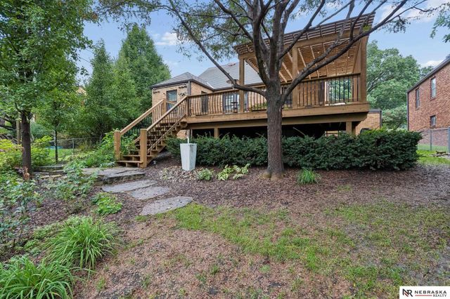 5153 Lake Street, Omaha, NE 68104