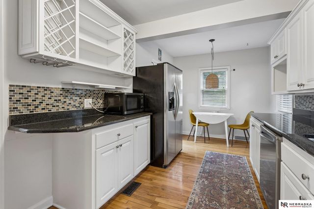 5153 Lake Street, Omaha, NE 68104