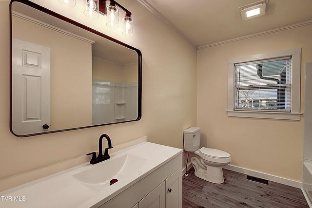 170 Price Road, Elizabethton, TN 37643