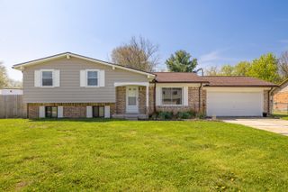 39259 N Blom Drive, Harrison Twp, MI 48045