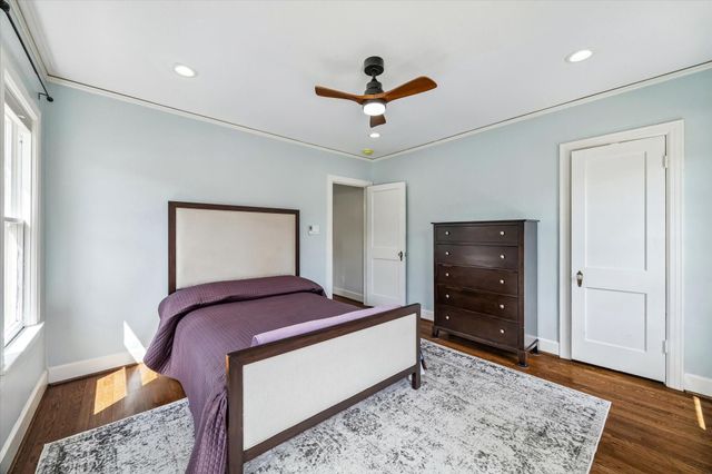 1925 Banks Street, Houston, TX 77098