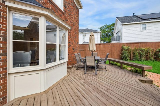 1925 Banks Street, Houston, TX 77098