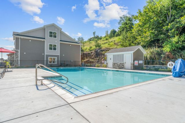 3016 N Vineyards Terrace 5, Branson, MO 65616