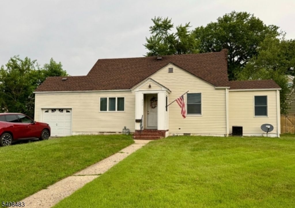 420 Academy Ter, Linden City, NJ 07036