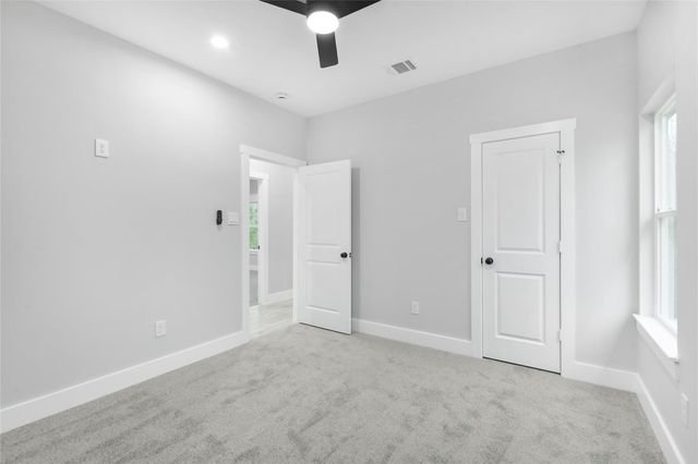 15117 Austin, Willis, TX 77378