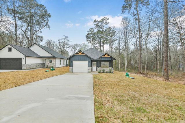 15117 Austin, Willis, TX 77378