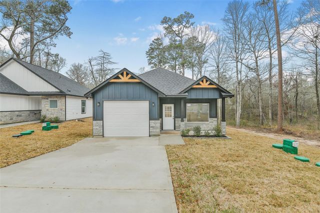 15117 Austin, Willis, TX 77378