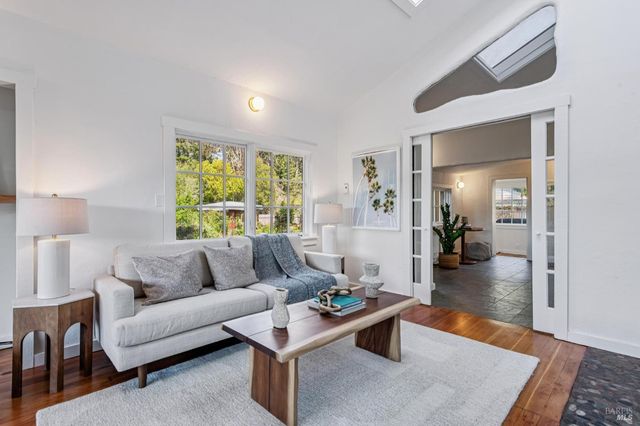 18 Cypress Road, Point Reyes Station, CA 94956