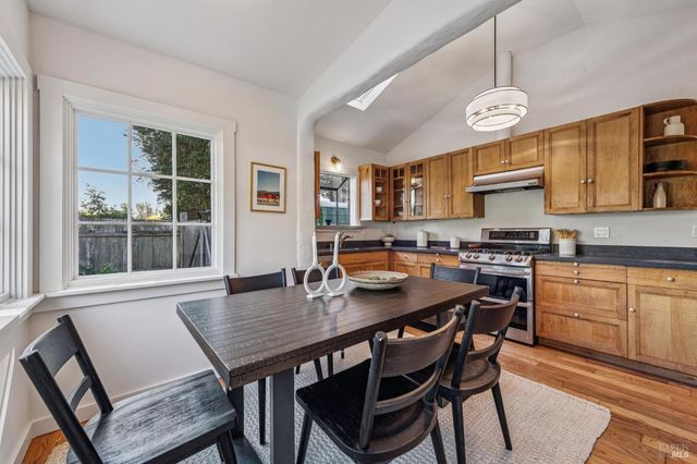 18 Cypress Road, Point Reyes Station, CA 94956