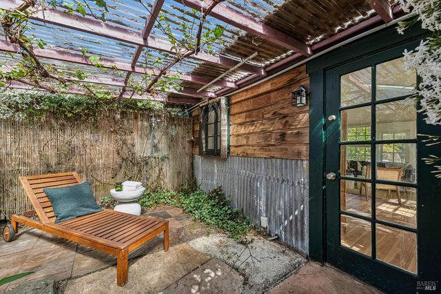 18 Cypress Road, Point Reyes Station, CA 94956