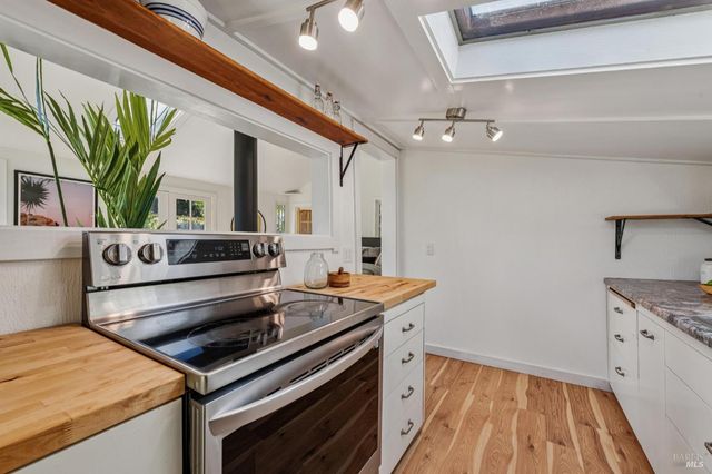 18 Cypress Road, Point Reyes Station, CA 94956