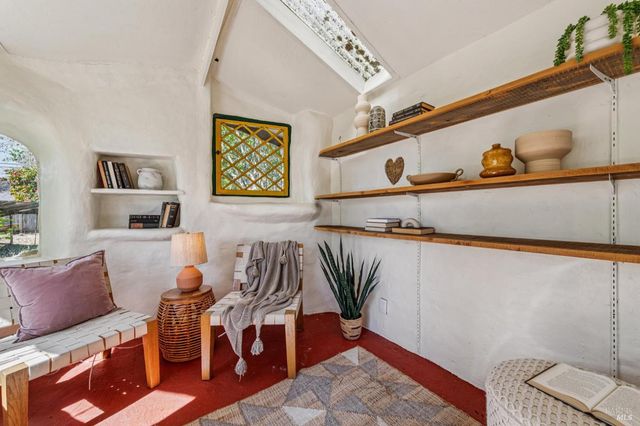 18 Cypress Road, Point Reyes Station, CA 94956