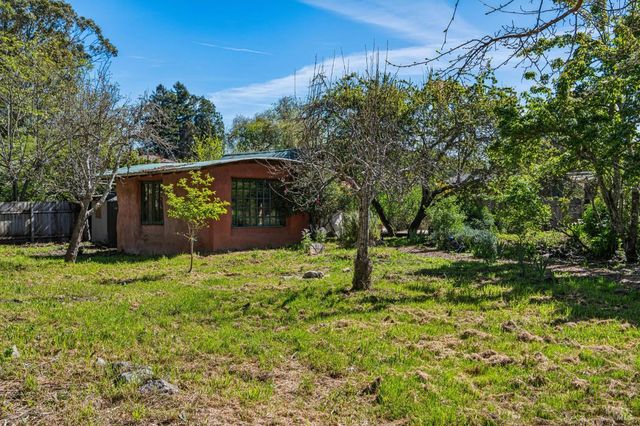 18 Cypress Road, Point Reyes Station, CA 94956