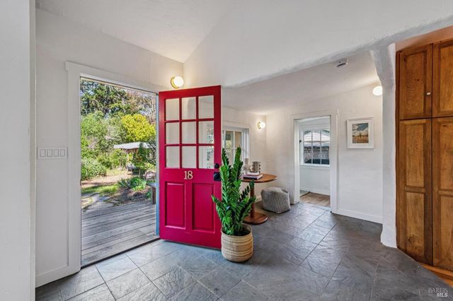 18 Cypress Road, Point Reyes Station, CA 94956