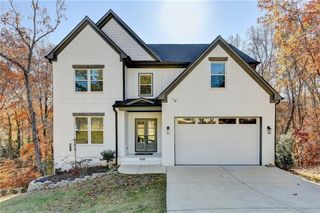 6181 Shoreland Circle, Buford, GA 30518