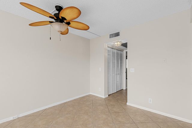 3013 Wolverton A, Boca Raton, FL 33434