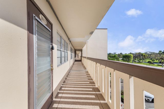 3013 Wolverton A, Boca Raton, FL 33434