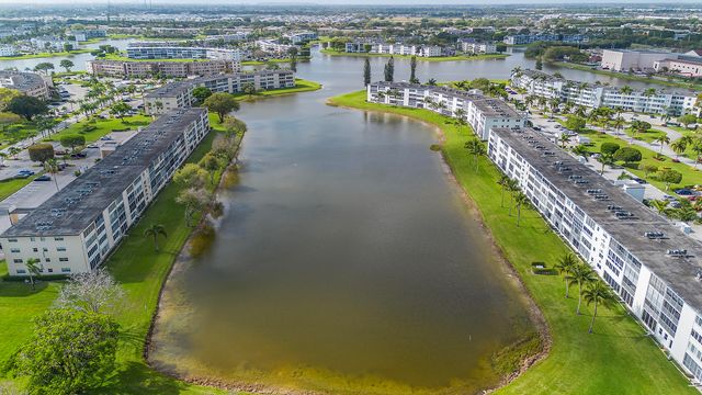 3013 Wolverton A, Boca Raton, FL 33434