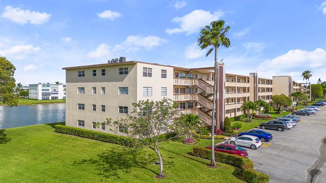 3013 Wolverton A, Boca Raton, FL 33434