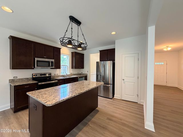 4185 Murdocksville Road, West End, NC 27376
