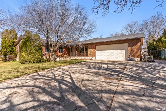 1874 N 300 W, Sunset, UT 84015