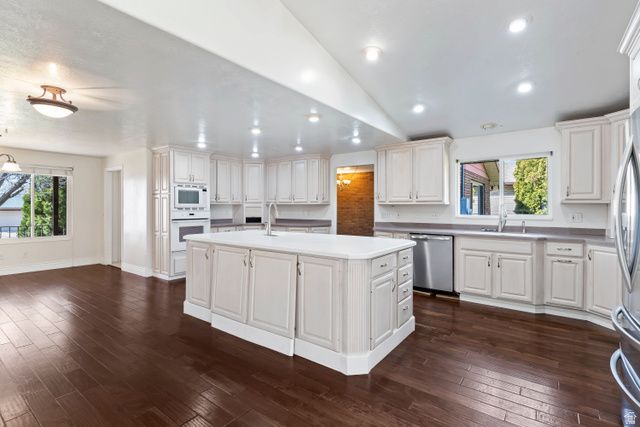 1874 N 300 W, Sunset, UT 84015