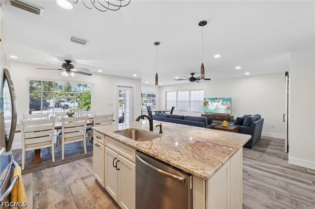 210 Hibiscus DR, Fort Myers Beach, FL 33931