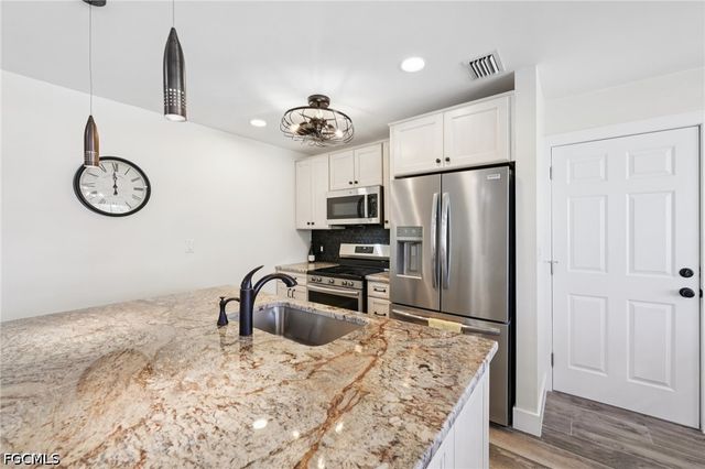 210 Hibiscus DR, Fort Myers Beach, FL 33931