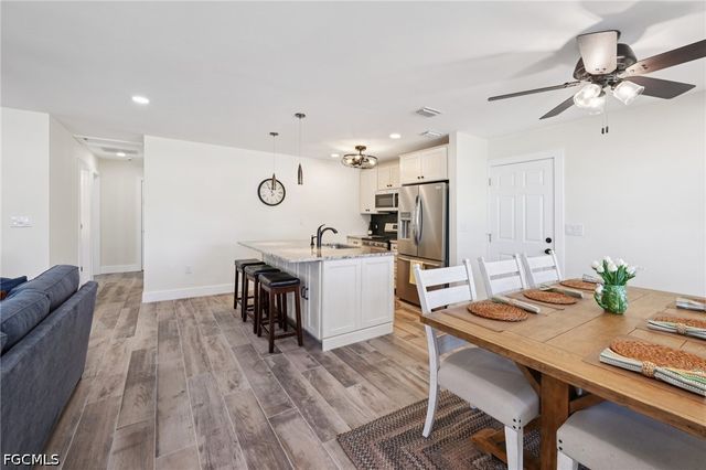 210 Hibiscus DR, Fort Myers Beach, FL 33931