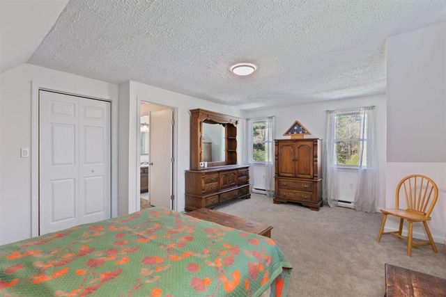39 Prescott Road, Raymond, NH 03077