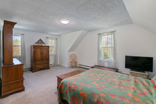 39 Prescott Road, Raymond, NH 03077