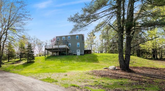 39 Prescott Road, Raymond, NH 03077