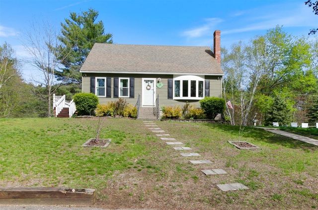 39 Prescott Road, Raymond, NH 03077