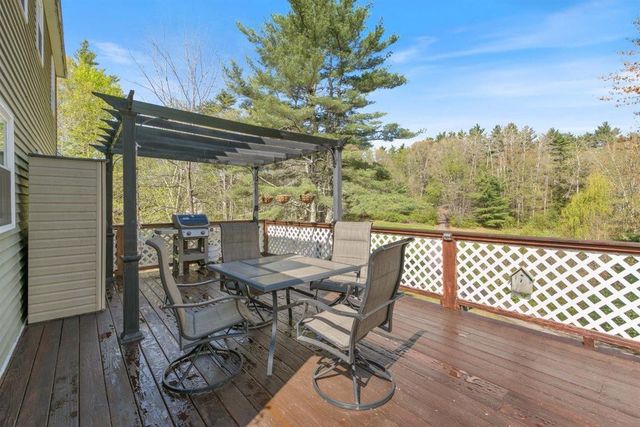 39 Prescott Road, Raymond, NH 03077