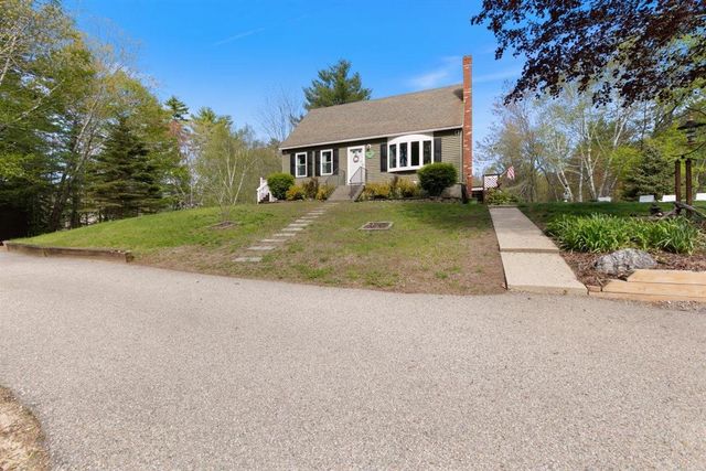 39 Prescott Road, Raymond, NH 03077