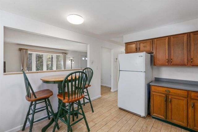 39 Prescott Road, Raymond, NH 03077