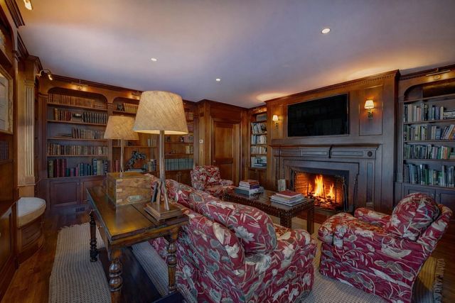 58 Ocean Boulevard, North Hampton, NH 03862