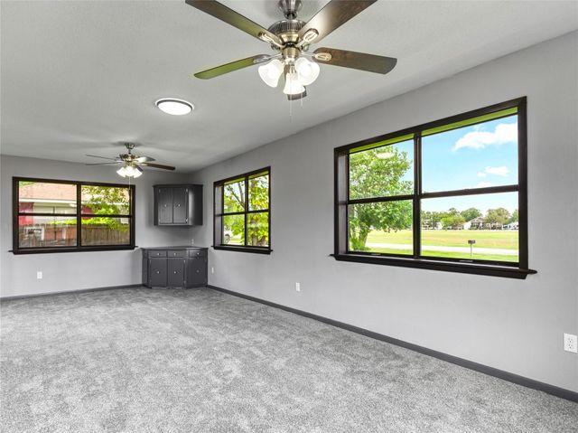 305 Johnson Avenue, Palacios, TX 77465