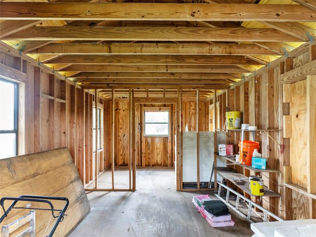 305 Johnson Avenue, Palacios, TX 77465