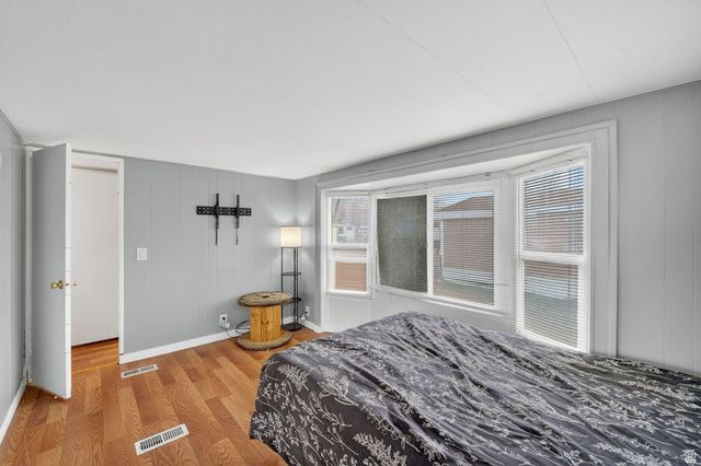 24 GROVER ST, Layton, UT 84041