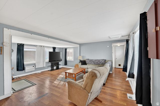 24 GROVER ST, Layton, UT 84041